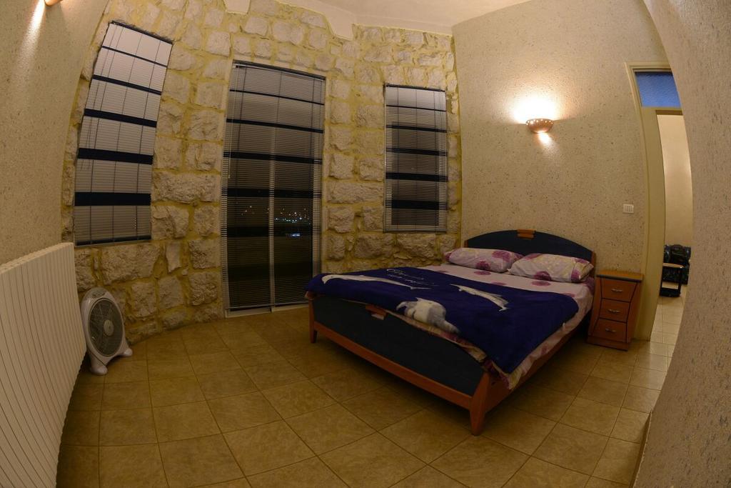 Bauhaus Chalets Apartment Μπσαρί Δωμάτιο φωτογραφία